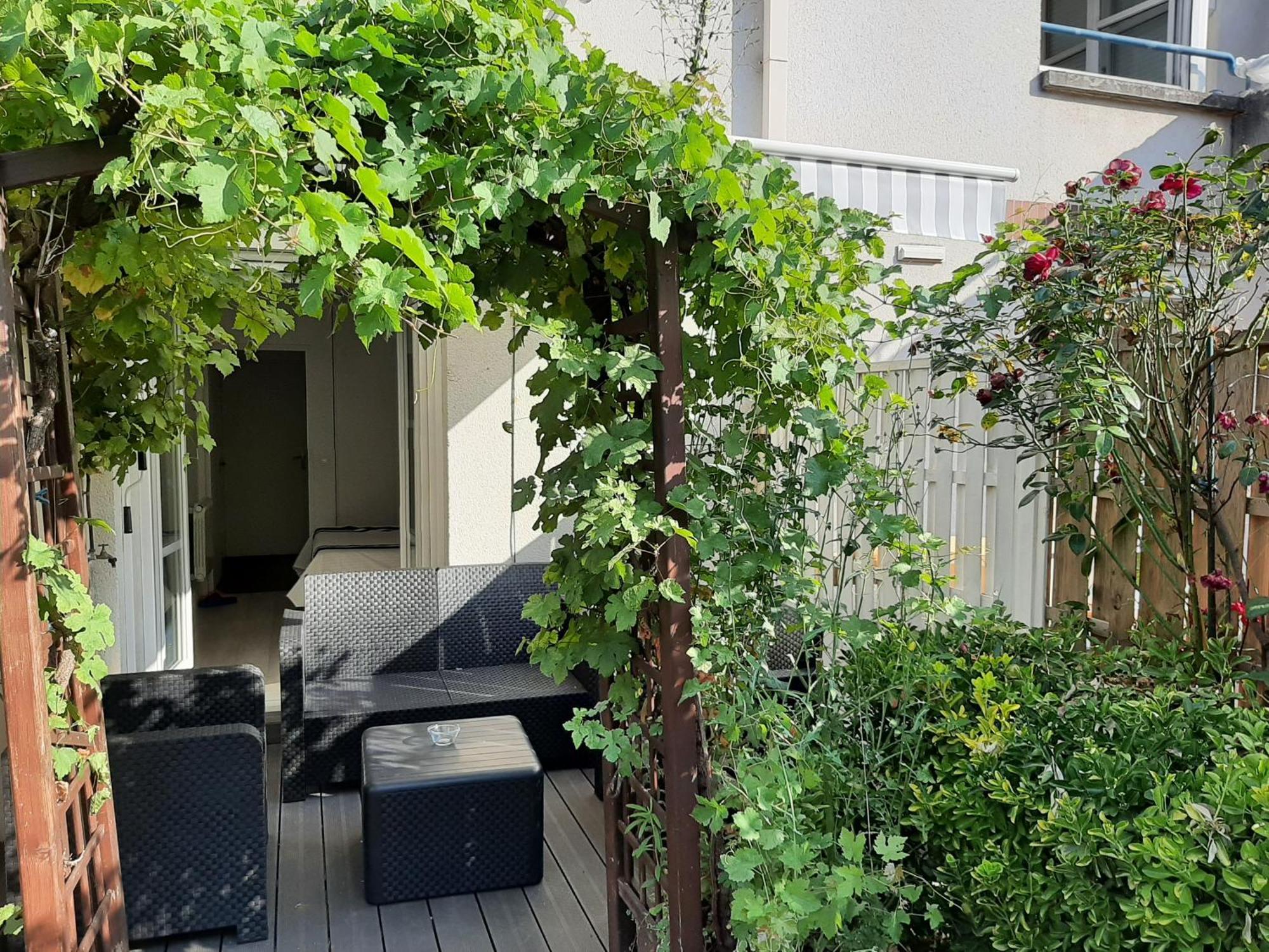 Pratique Et Calme Dans Centre De Evry Apartment Courcouronnes Exterior foto